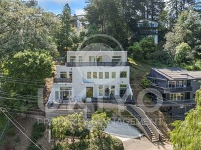 Building Photo - 6588 Longwalk Dr