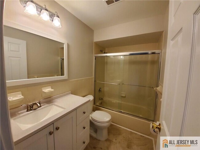 Foto del edificio - 1606 Edison Glen Terrace