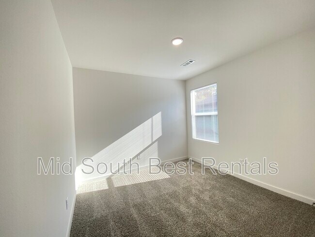 Foto del edificio - 8410 Oxford Valley Dr