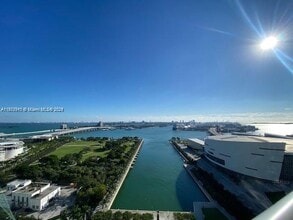 Building Photo - 888 Biscayne Blvd