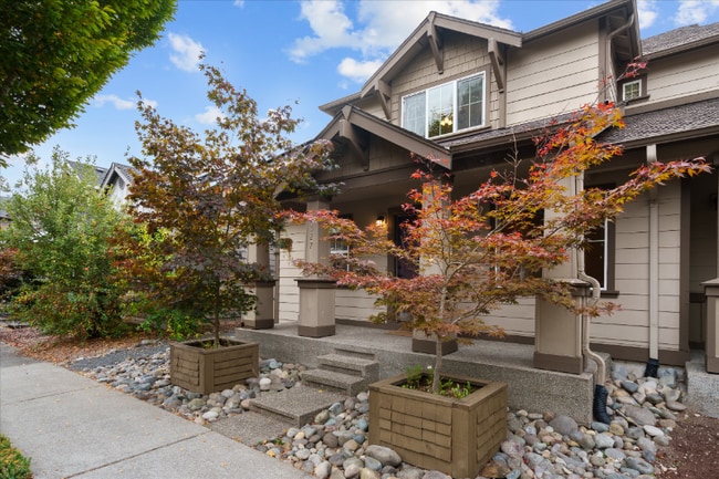 Building Photo - 6527 Indiana St SE