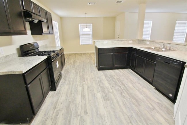 Building Photo - 13223 Withee Path Ln