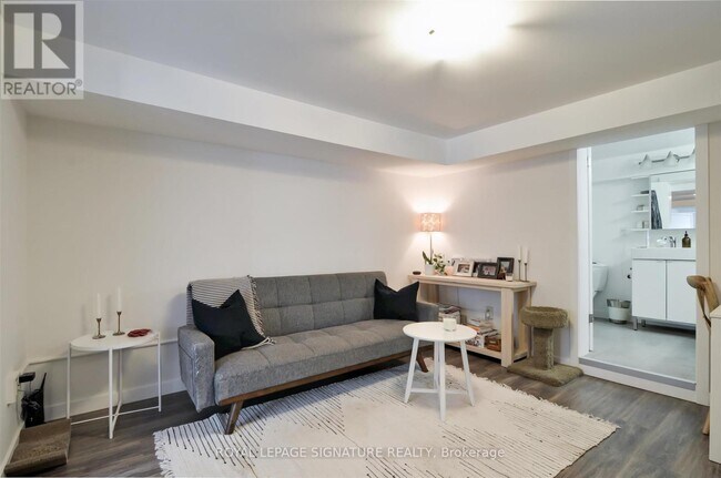 Photo du bâtiment - 169 Bellefair Ave