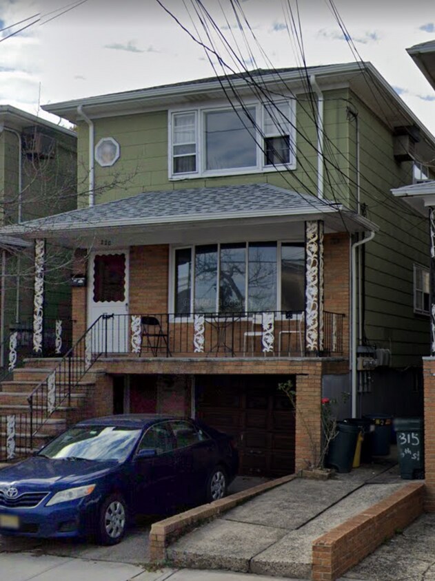 317 6th St, Harrison, NJ 07029 Apartments in Harrison, NJ