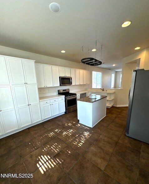 Foto del edificio - 10407 Summershade Ln