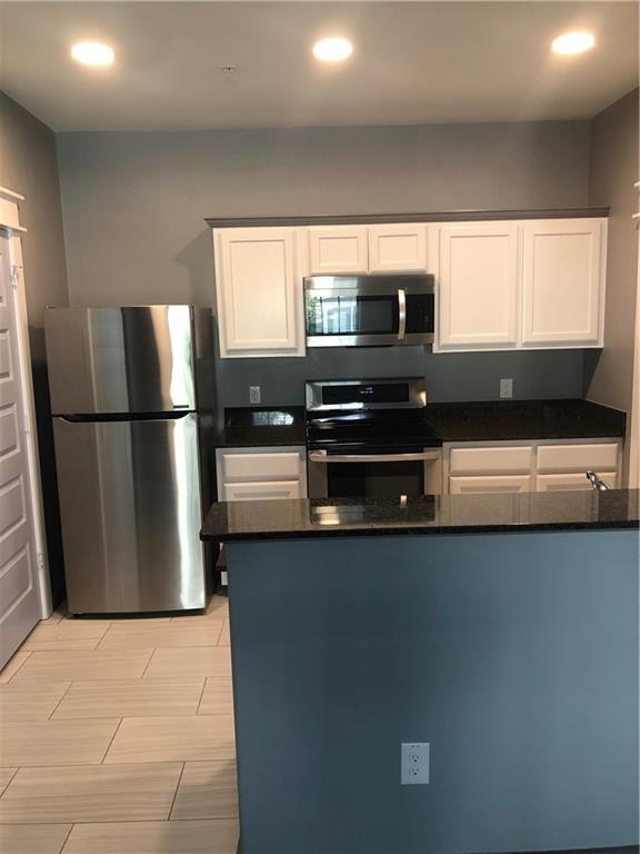 Foto principal - 200 Maple Ln