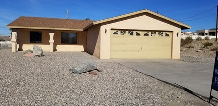 Building Photo - 3181 Sombrero Dr