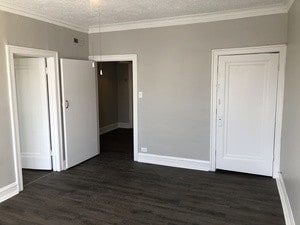 Building Photo - 1610 N Harding Ave
