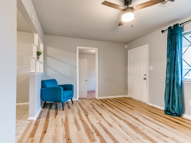 Foto del edificio - 940 SW 4th Pl
