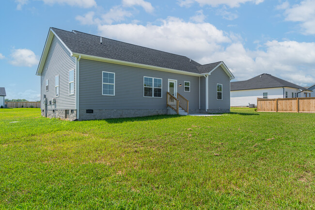 Building Photo - 147 Greenbriar Ln