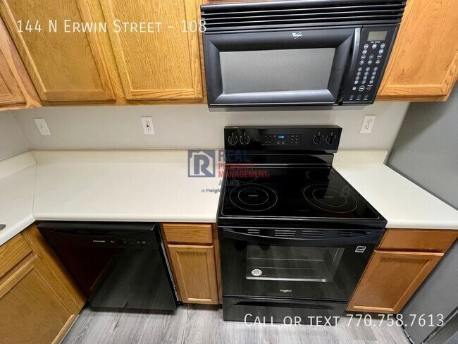 Foto del edificio - 144 N Erwin St