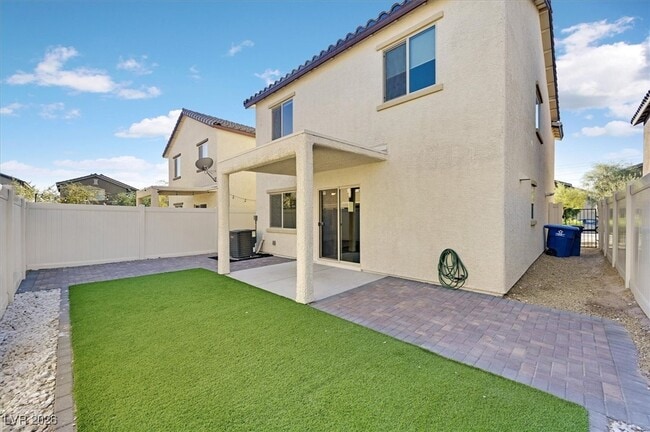 Foto del edificio - 2212 Langmore St