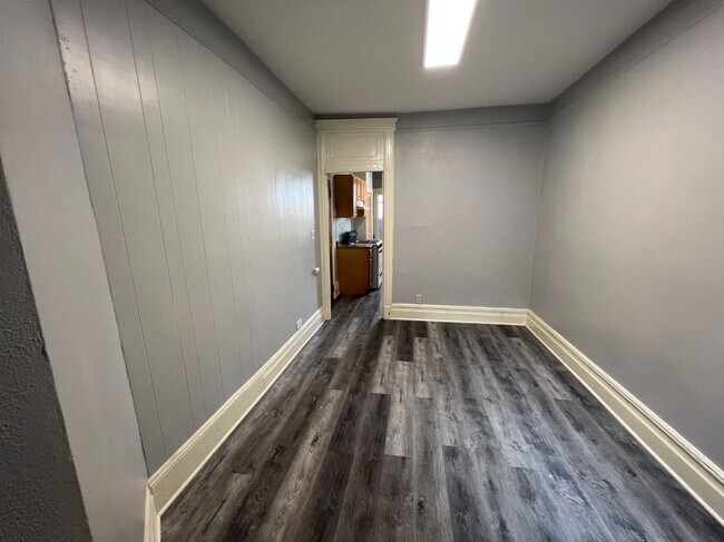 Foto del edificio - 432 New York Ave