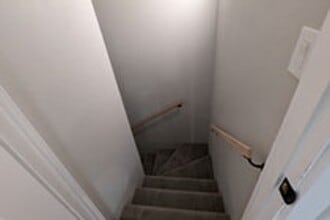 Building Photo - 610 Maywood Ln