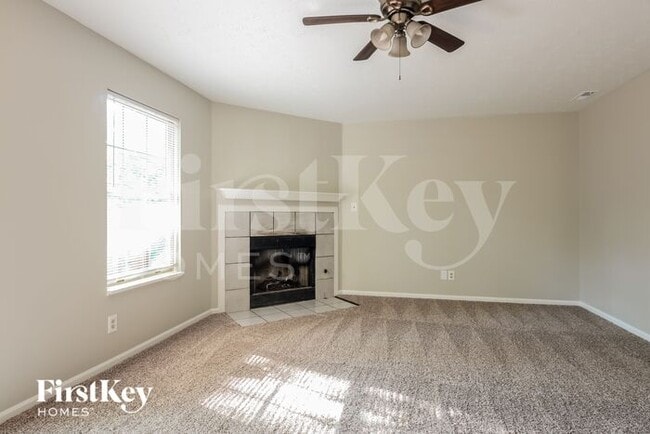 Building Photo - 3922 Gray Arbor Dr
