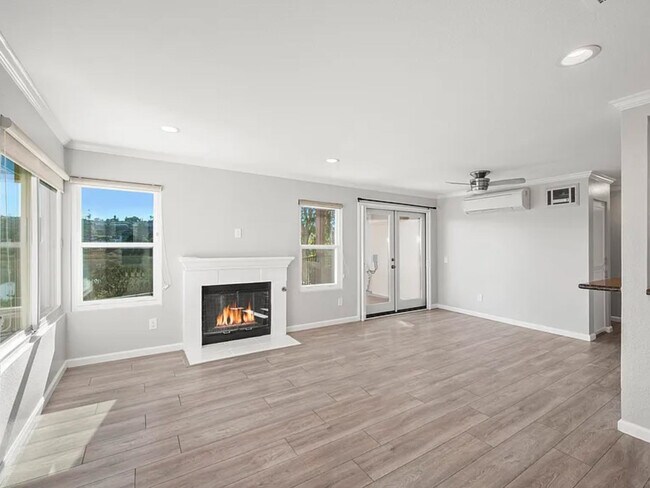 Foto del edificio - 2828 Famosa Blvd