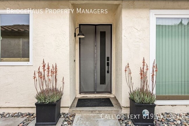 Foto del edificio - 4776 Yuma Ave