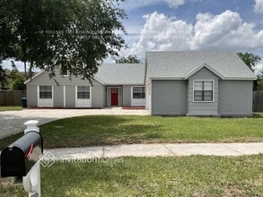 Building Photo - 4084 Briar Forest Rd E