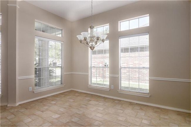 Building Photo - 22702 Shannon Falls Ct