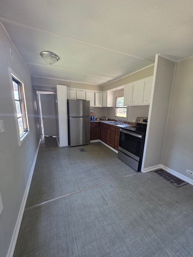 Building Photo - 116 Gardenia Ln
