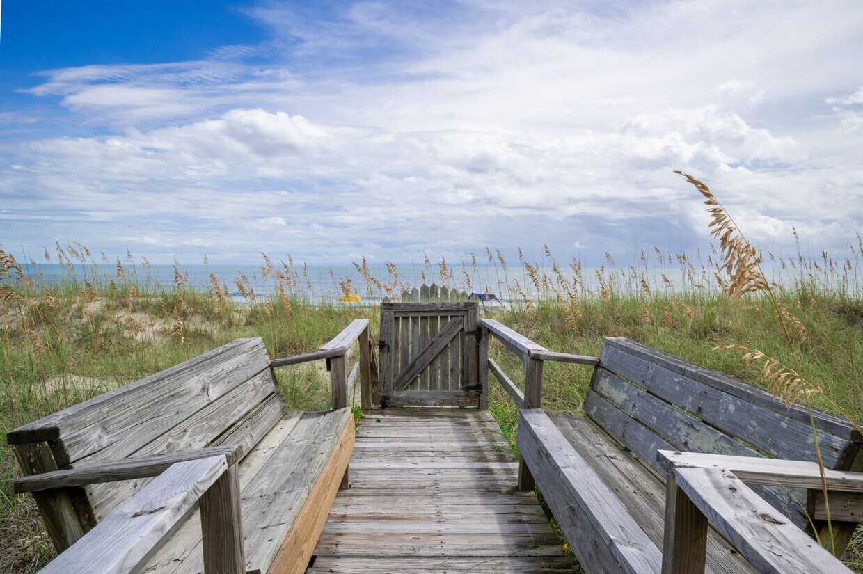 Foto principal - OCEANFRONT FURNISHED OFF-SEASON RENTAL-STA...
