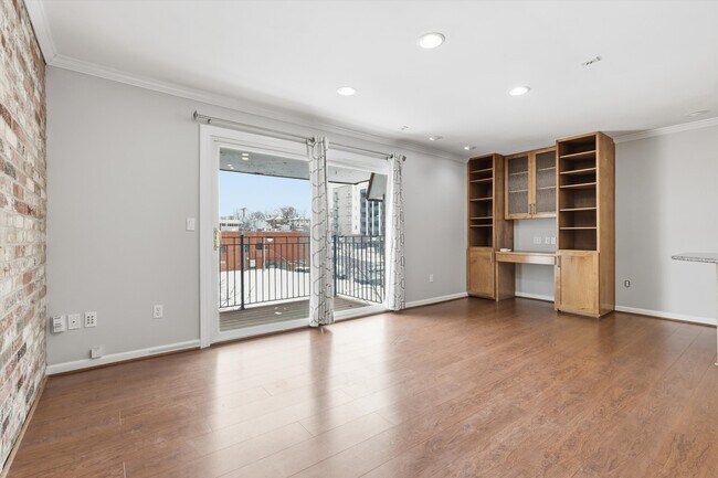 Foto del edificio - 5000 Baltimore Ave