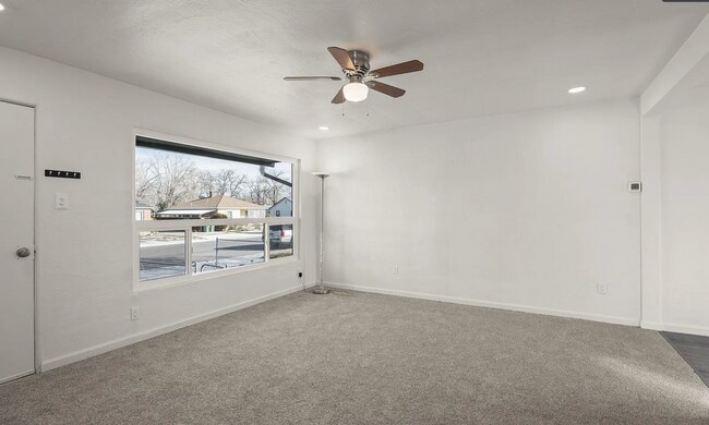 Building Photo - 1947 G St