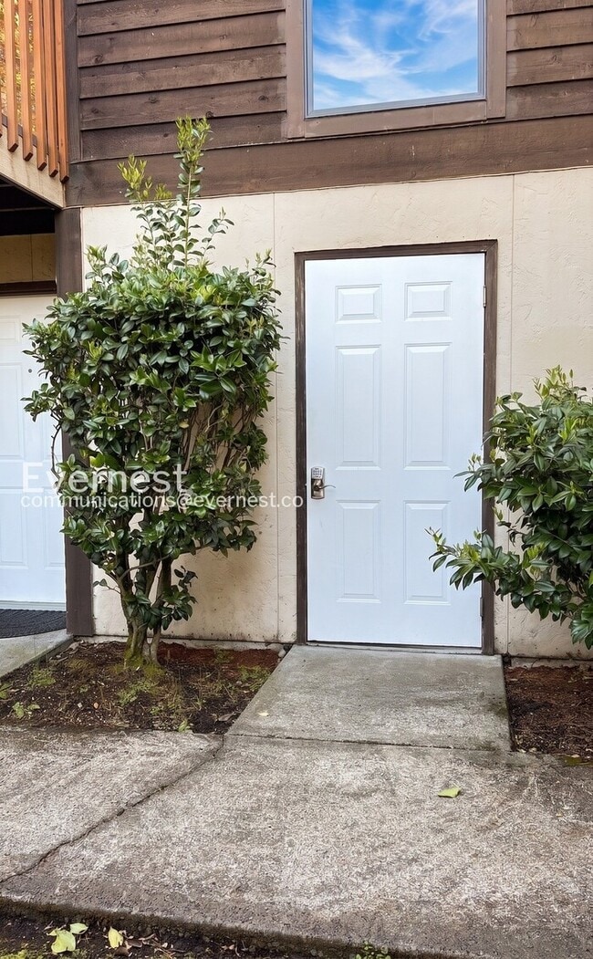 Building Photo - 1033 SW 148th St
