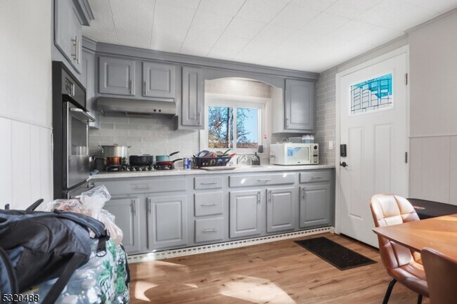 Foto del edificio - 57 Terrace Ave