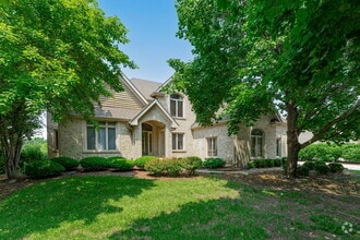 Building Photo - 552 Waters Edge Dr