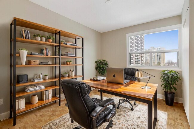 Photo du bâtiment - Parkdale Place