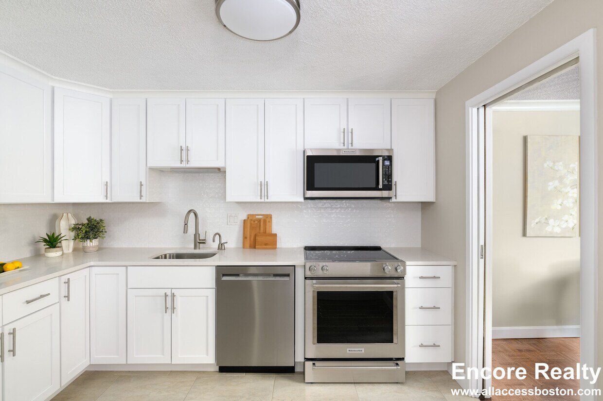Foto principal - 1521 Beacon St