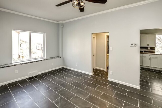 Foto del edificio - Bell Rentals (4217 S 22nd St)