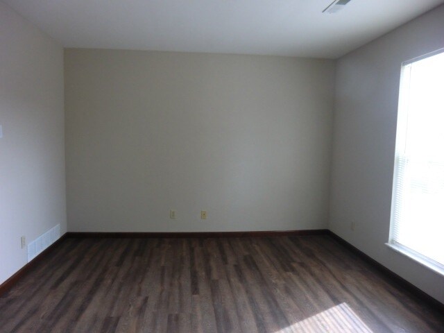 Foto del edificio - 24 Heritage Pl