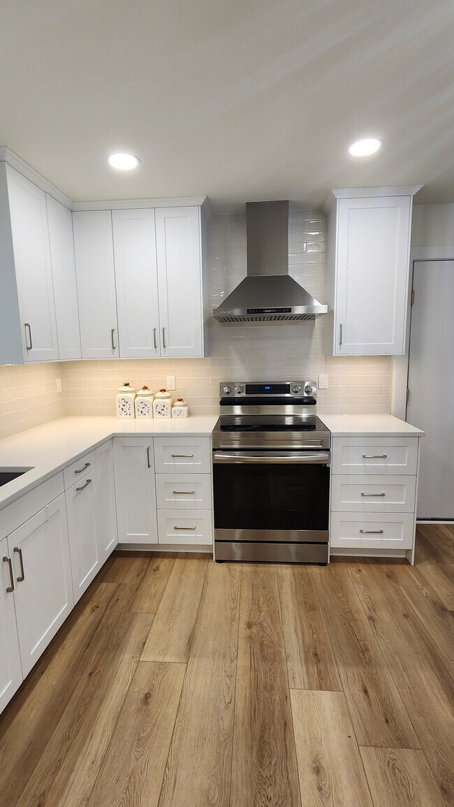 Foto del edificio - 3075 Walker Rd