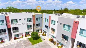 Building Photo - 2535 NE 193rd St Building Photo - 2535 NE 193rd St