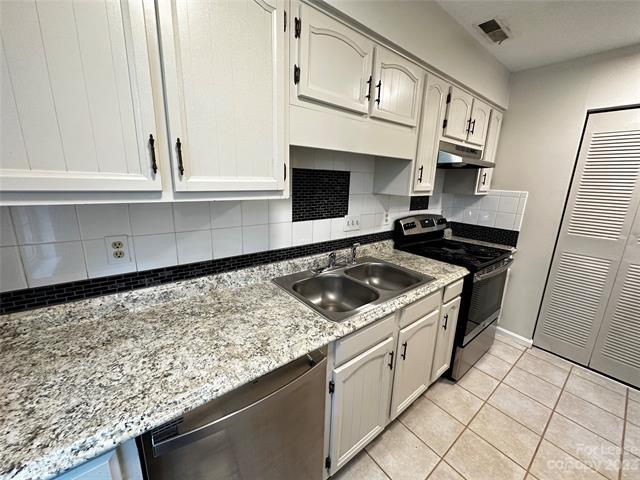 Foto del edificio - 11020 Hunter Trail Ln
