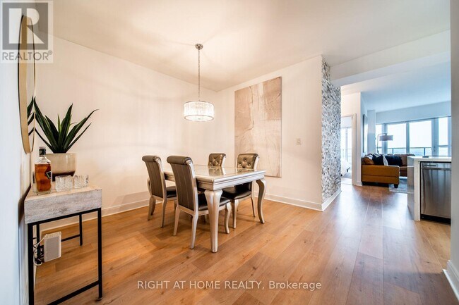 Building Photo - 60 Absolute Ave