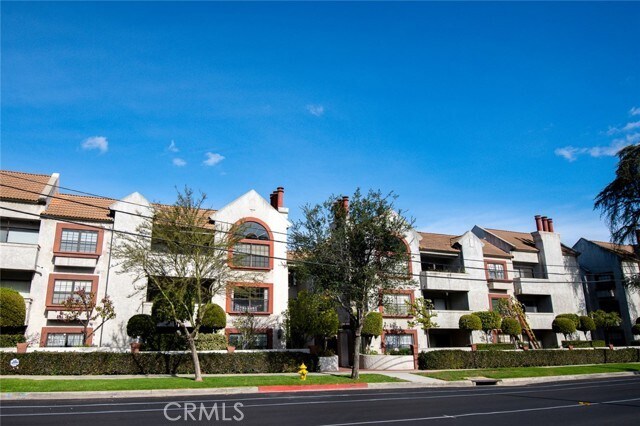 Foto principal - 124 Monterey Rd