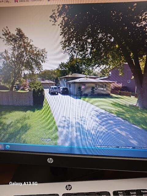 Primary Photo - 3025 Martin Ave