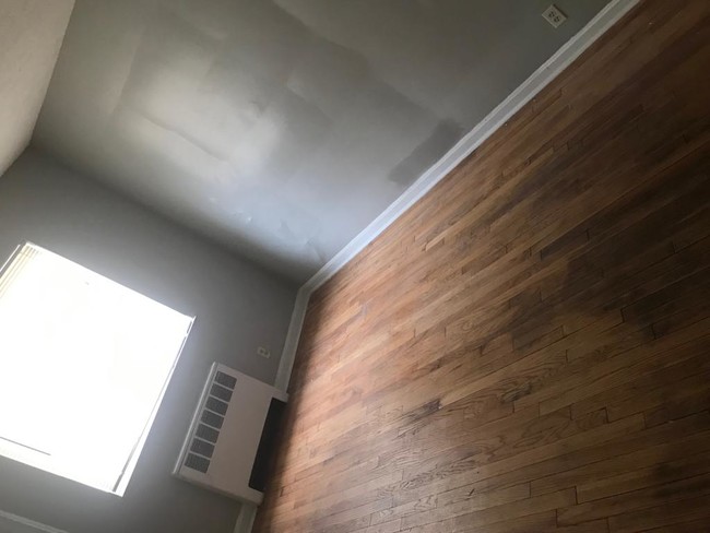 Foto del edificio - 3216 Gobel Ave