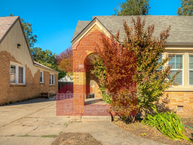 Photo - 2843 NW 18th St House