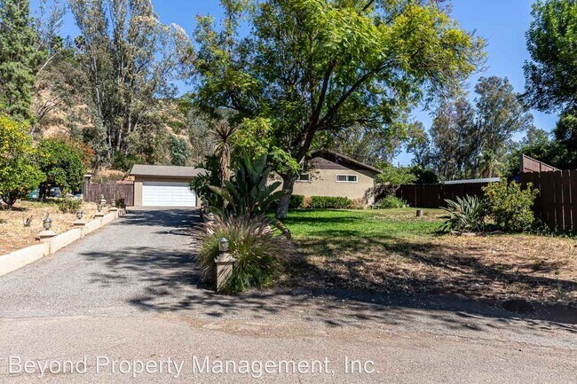Building Photo - 3 br, 2 bath House - 3635 Bangerter Ct.