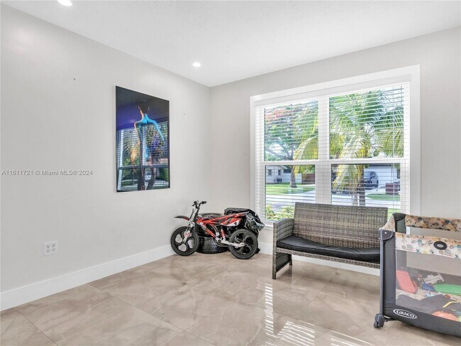 Building Photo - 8900 SW 186th Terrace