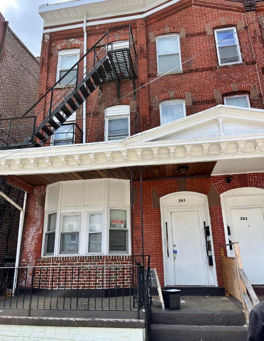 281 Spring St Unit 2A, Trenton, NJ 08618 - Room for Rent in Trenton, NJ ...