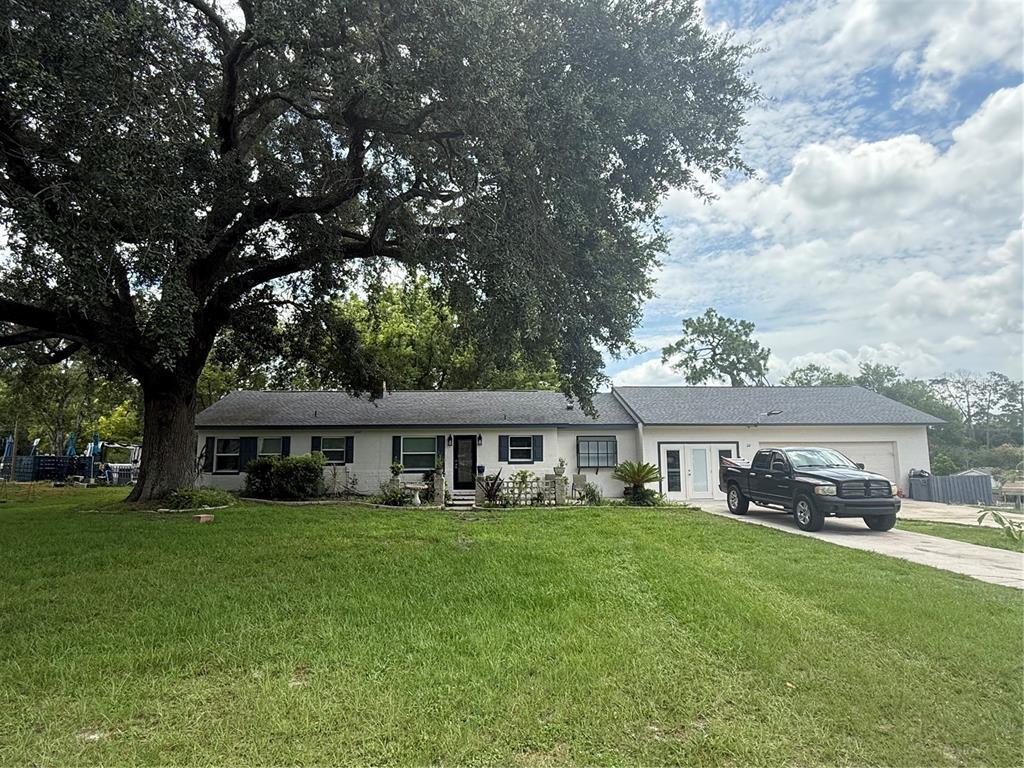Primary Photo - 22 Santiago Rd
