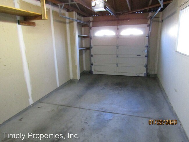 Building Photo - 2 br, 1.5 bath House - 1203 Eardley Ave