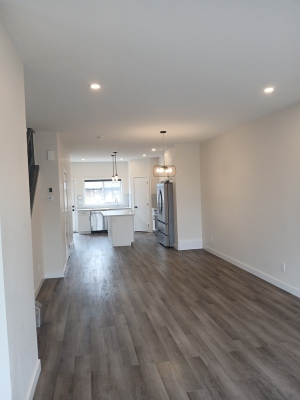 Building Photo - 8331-8376 76 Ave NW