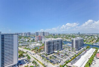 Building Photo - 1980 S Ocean Dr