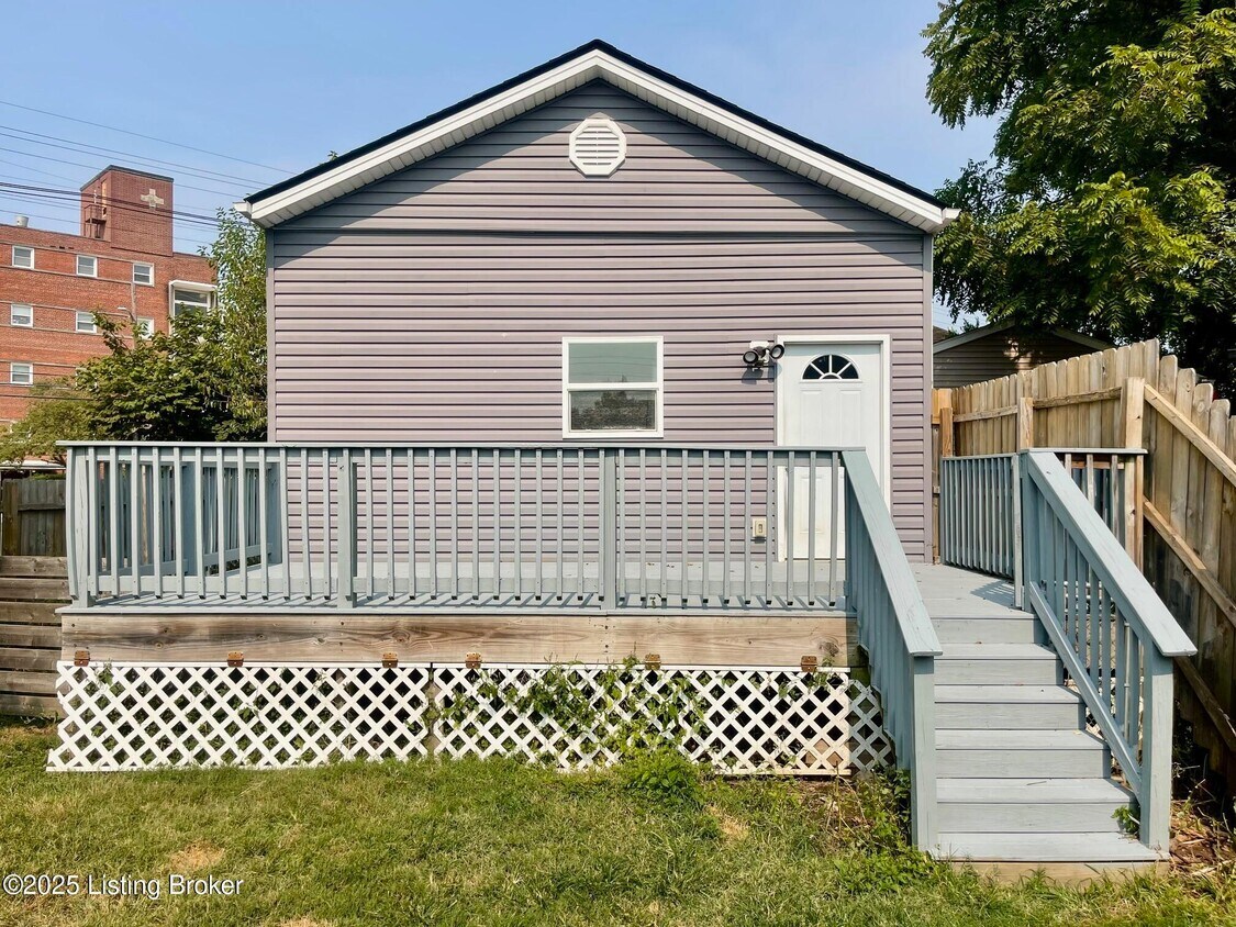 Building Photo - 1429 S Shelby St